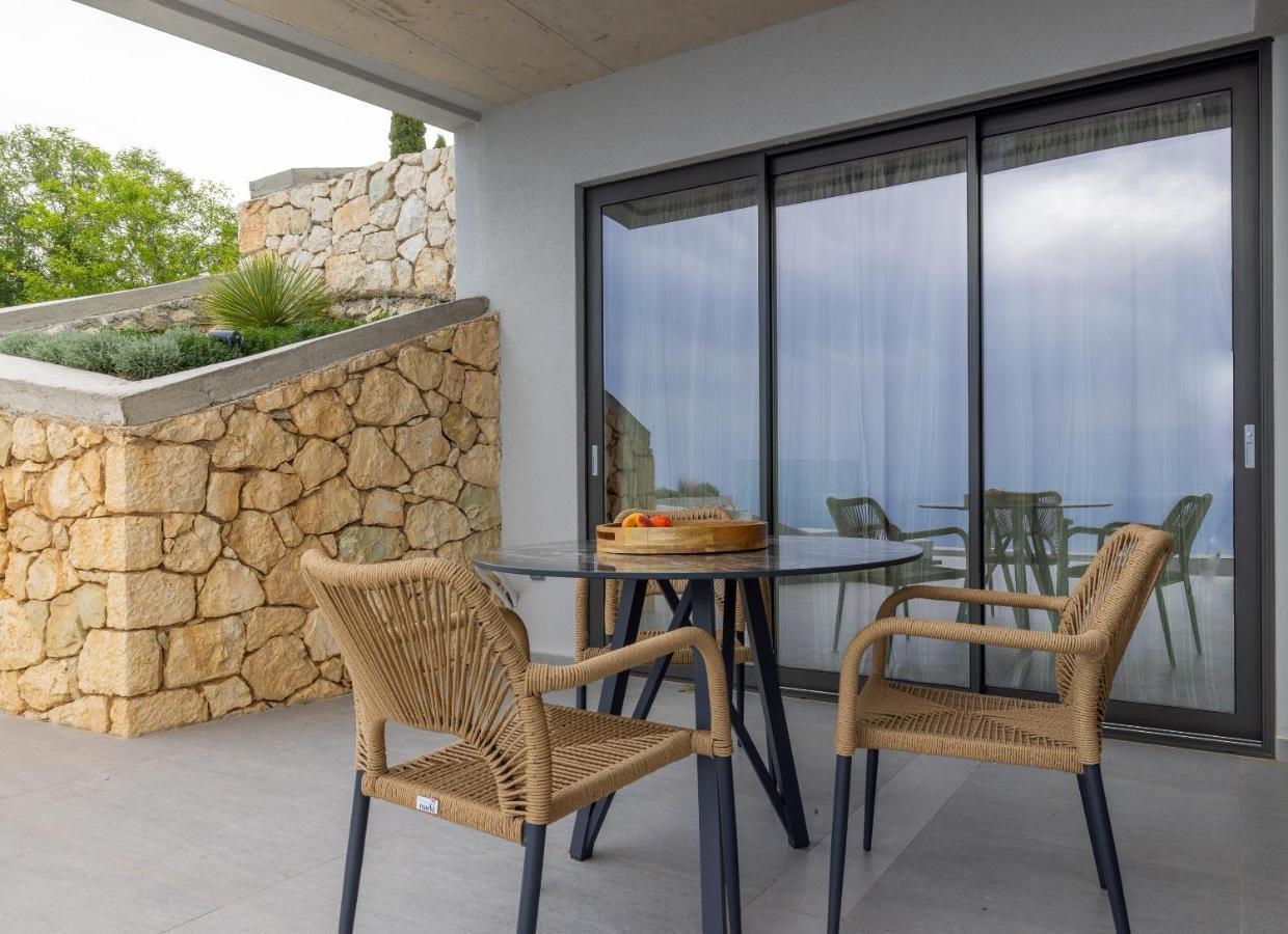 Anadeo Villas & Suites Exanthia Esterno foto